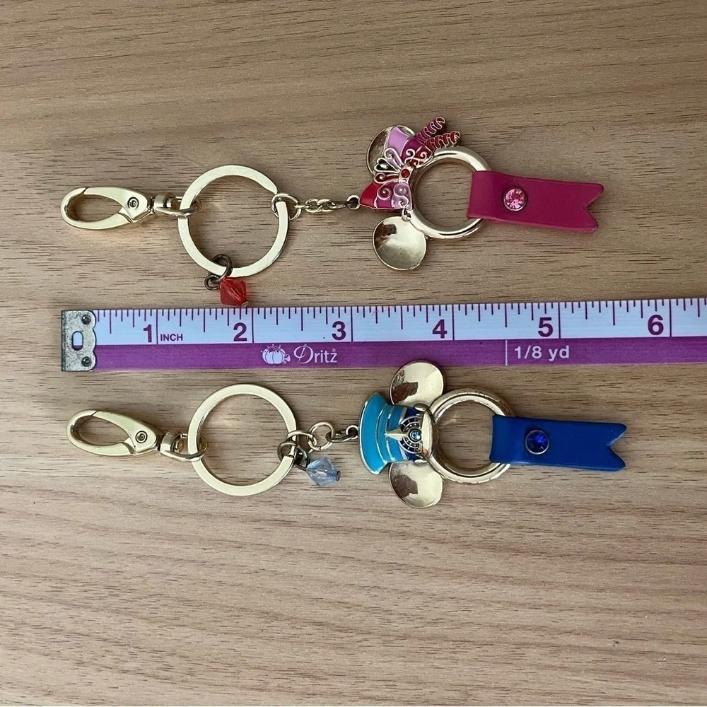 TOKYO DISNEY Mickey Mouse and Minnie Matching Train Handle Keychains Blu…